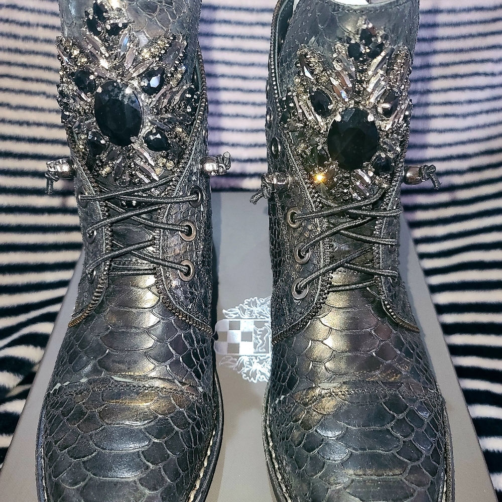 NWOT Vince Camuto Black Leather Python Boots